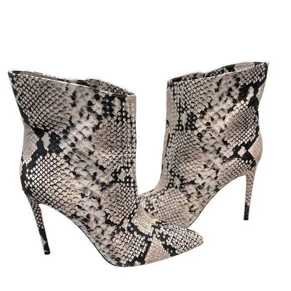 JLo Jennifer Lopez Frankalina Snake Print Rhinestone Booties Size 8 - Picture 3 of 7